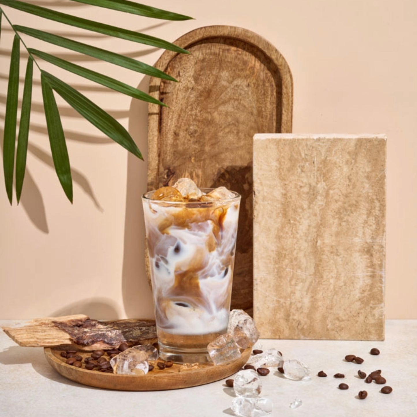 Sherlocks Place Rotterdam, een iced latte met Monin Cold Brew en een koffie siroop