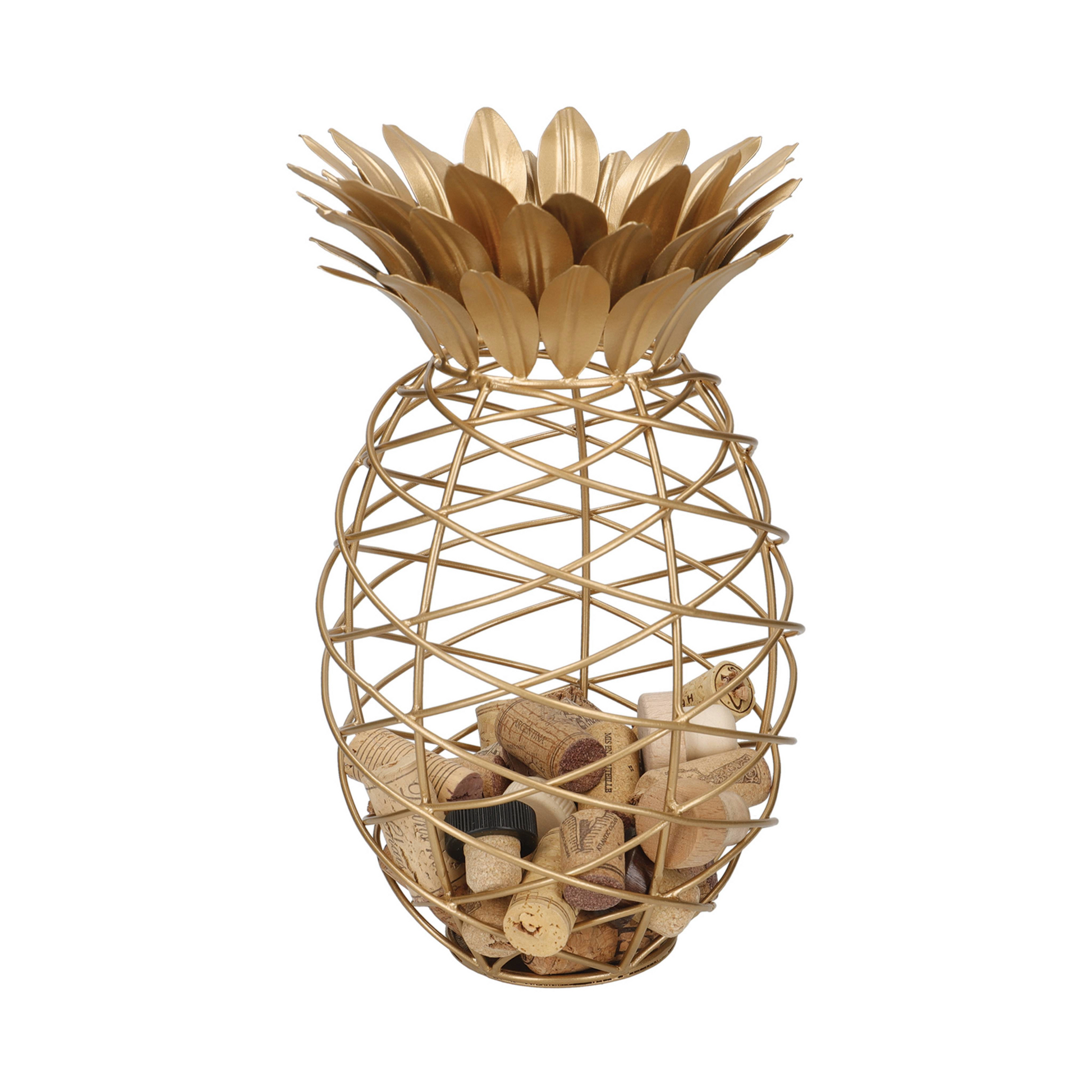Gouden ananas kurkenhouder gevuld met wijnkurken – ideaal voor het bewaren van dierbare herinneringen en perfect als cadeau of woondecoratie, verkrijgbaar bij Sherlocks Place.