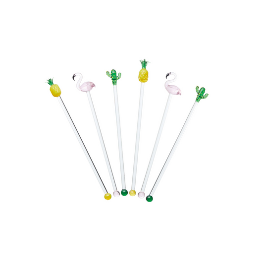 Set van zes glazen cocktailstirrers met tropische figuren zoals flamingo’s, ananassen en cactussen – kleurrijke en stijlvolle accessoires voor wijnliefhebbers, interieurfans en horecagelegenheden. Verkrijgbaar bij Sherlocks Place.
