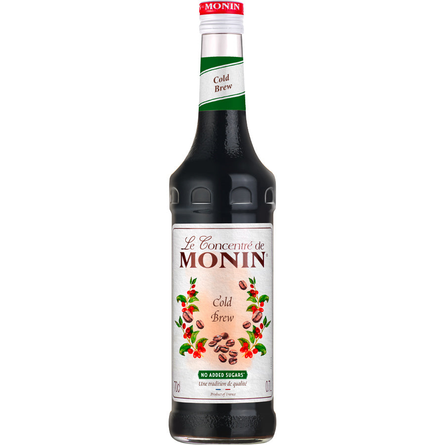 Product foto van een glazen fles Monin Concentraat Cold Brew. De Fles heeft een inhoud van 70cl en is een van dé basis siropen die iedere keuken zou moeten hebben. Verkrijgbaar bij Sherlocks Place Rotterdam 
