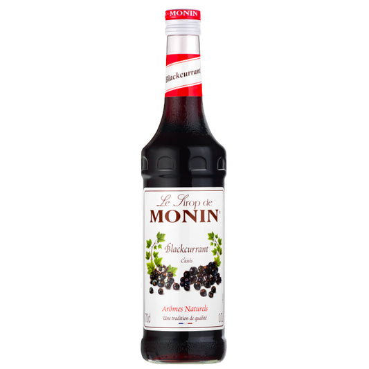 Een fles Monin Siroop van Zwarte Bes, ook wel Cassis of Blackcurrant genaamd Fles van 70cl Verkrijgbaar bij Sherlocks Place Rotterdam