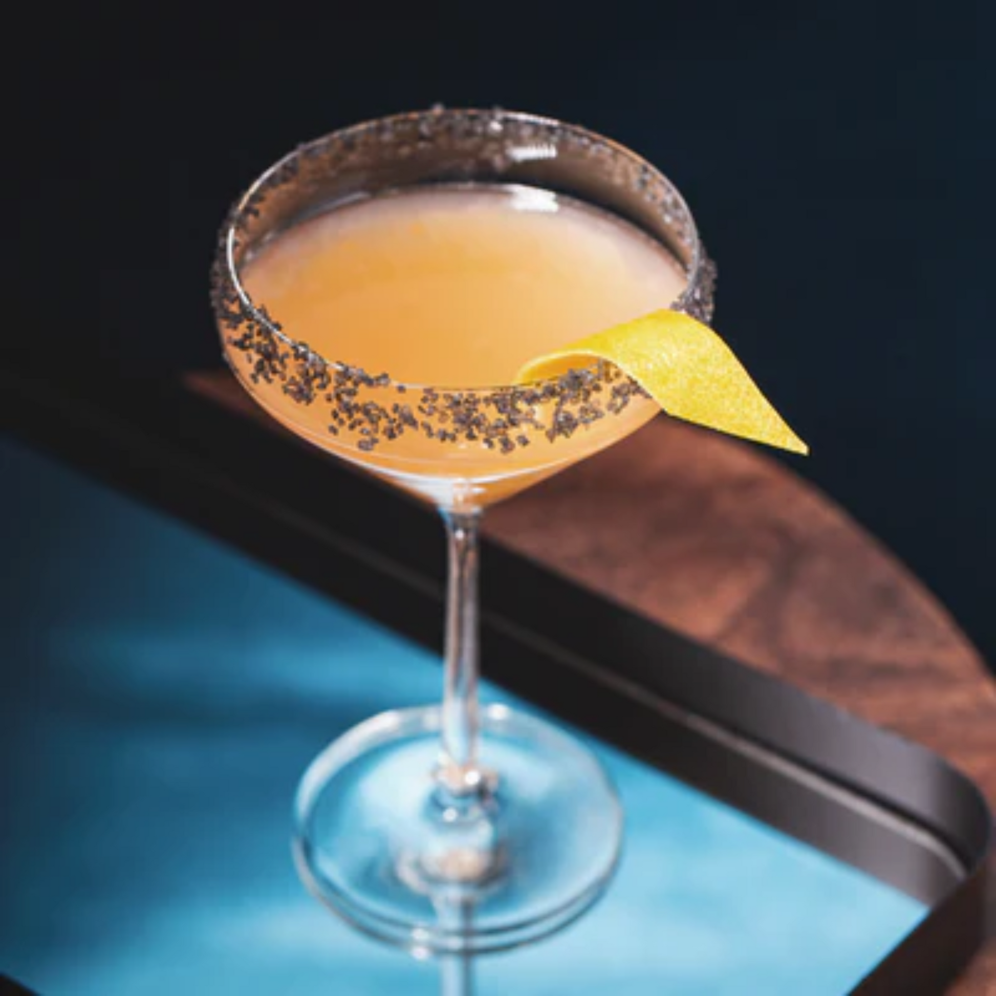 Een Martini Orange met Monin Blood Orange siroop Sherlocks Place Rotterdam