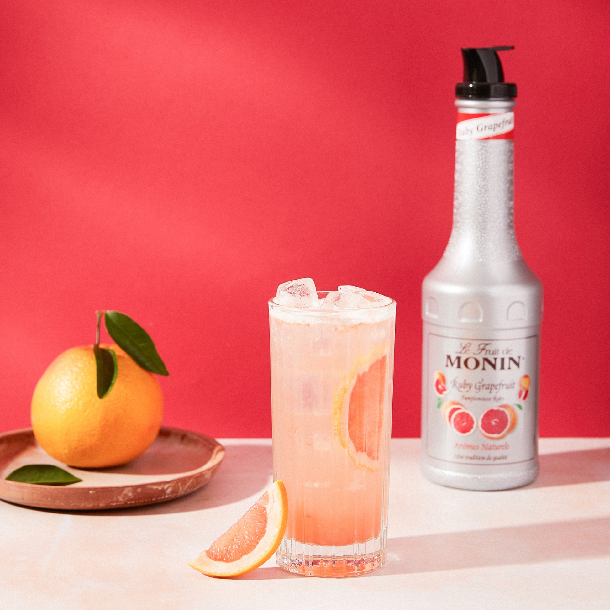 Sherlocks Place Rotterdam Le Fruit de Monin Ruby Grapefruit Lemonade